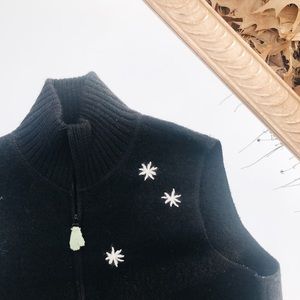 Vintage festive sweater vest